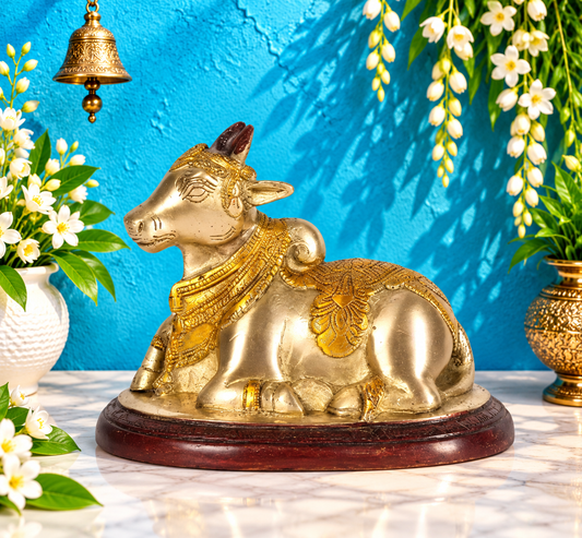 Brassaura® Brass Nandi Statue | Pure Superfine Brass Handcrafted Murti | Brass Statue for Home Temple, Pooja Room | Height 4.5 Inches | Weight 1.4 Kgs