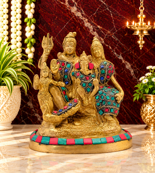 Brassaura® Brass Shiv Parivaar Statue with Traditional Golden Brass Finish | Pure Superfine Brass Handcrafted Murti | Brass Statue for Home Temple, Pooja Room | Height 5 Inches | Weight 1.5 Kgs