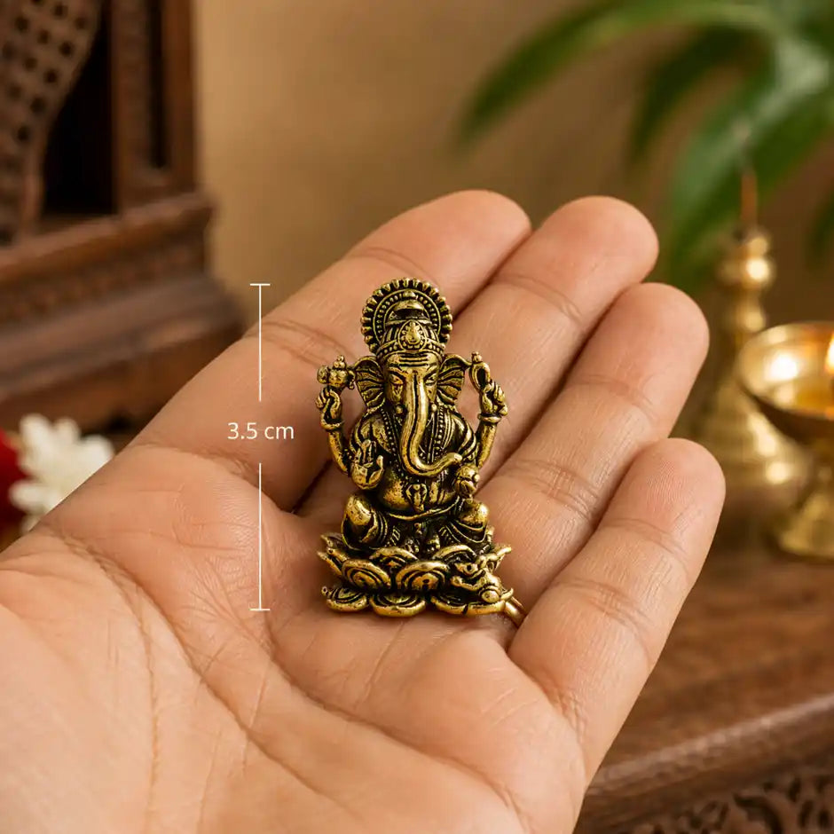 Brassaura® Ganesha Sitting Idol with Antique Finish | Pure Superfine Brass Handcrafted Murti | Brass Statue for Home Temple, Pooja Room | Height 1.3 Inches | Weight 0.020 gm