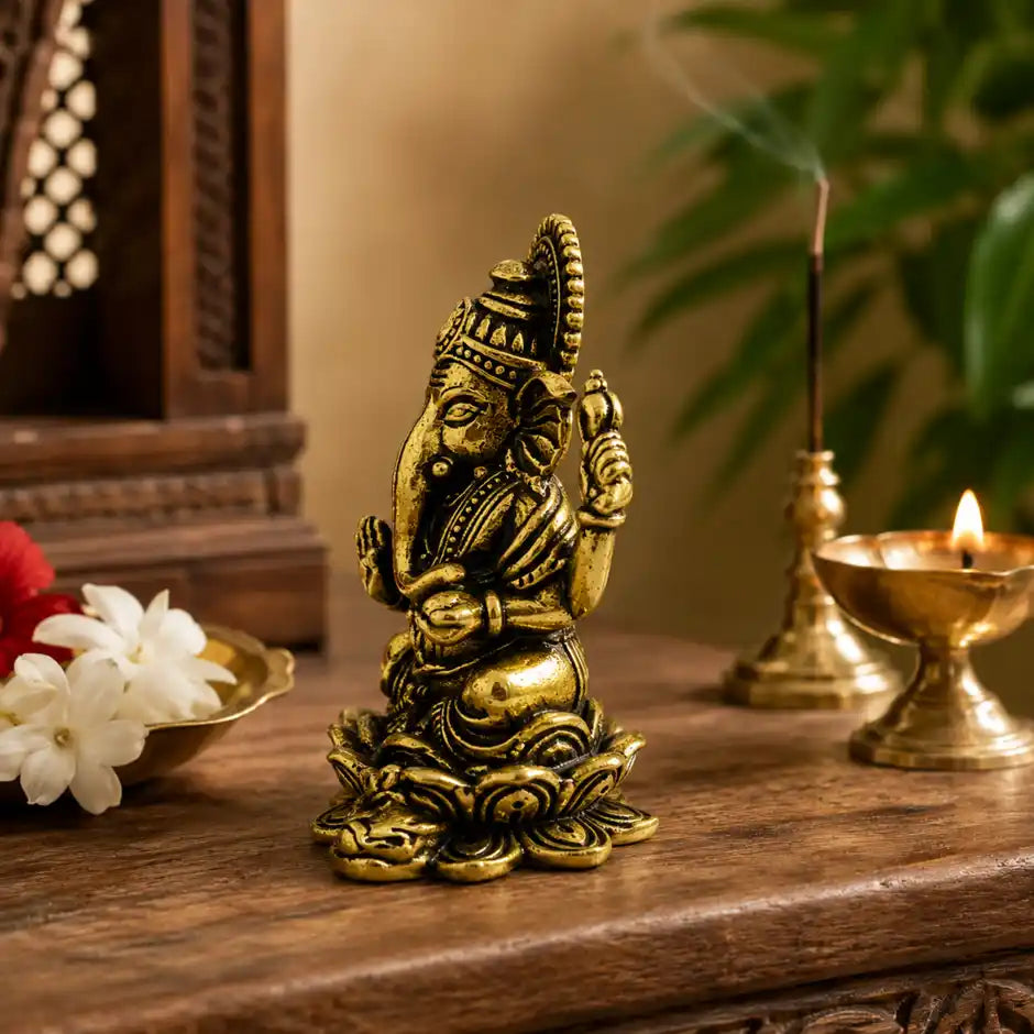 Brassaura® Ganesha Sitting Idol with Antique Finish | Pure Superfine Brass Handcrafted Murti | Brass Statue for Home Temple, Pooja Room | Height 1.3 Inches | Weight 0.020 gm