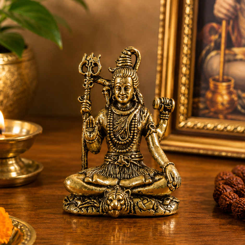 Brassaura® Shiva Sitting Meditation Idol with Antique Finish | Pure Superfine Brass Handcrafted Murti | Brass Statue for Home Temple, Pooja Room | Height 1.5 Inches | Weight 0.020 gm