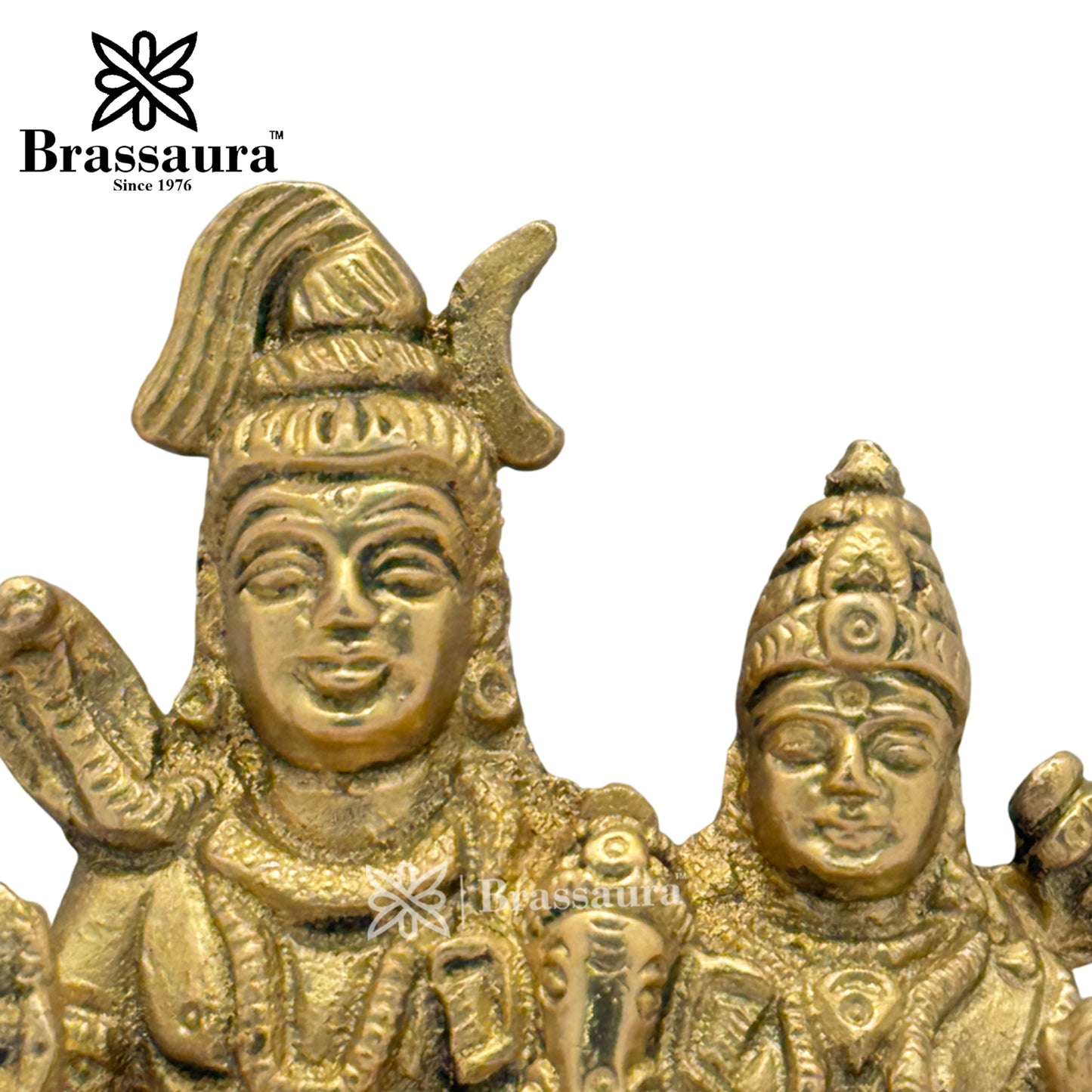 Brass Shiv Parivar Idol for Home and Decor Weight .9 Kg Height 10 cm