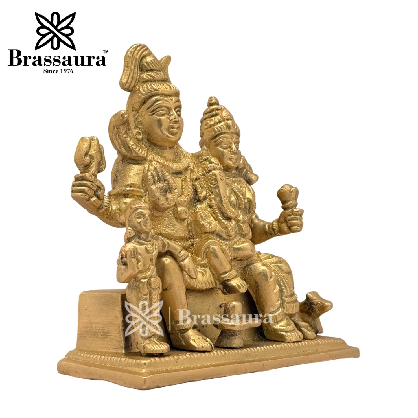 Brass Shiv Parivar Idol for Home and Decor Weight .9 Kg Height 10 cm