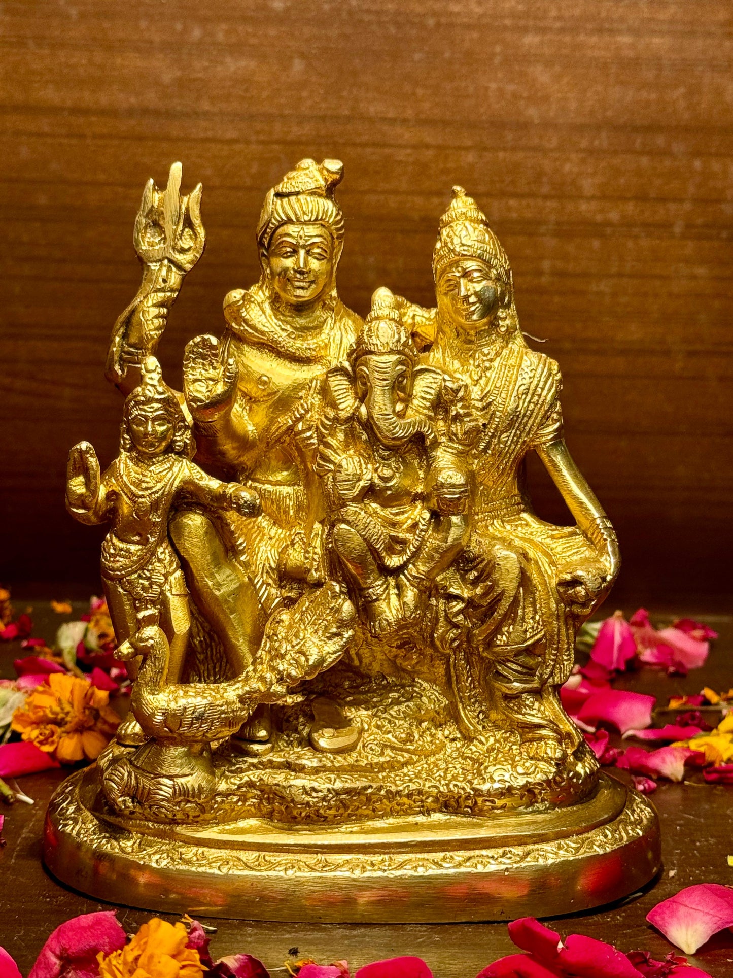 Brass Shiva Murti for Home and Decor Show Piece for Living Room Handmade Height 18 cm Weight 1.4 Kg