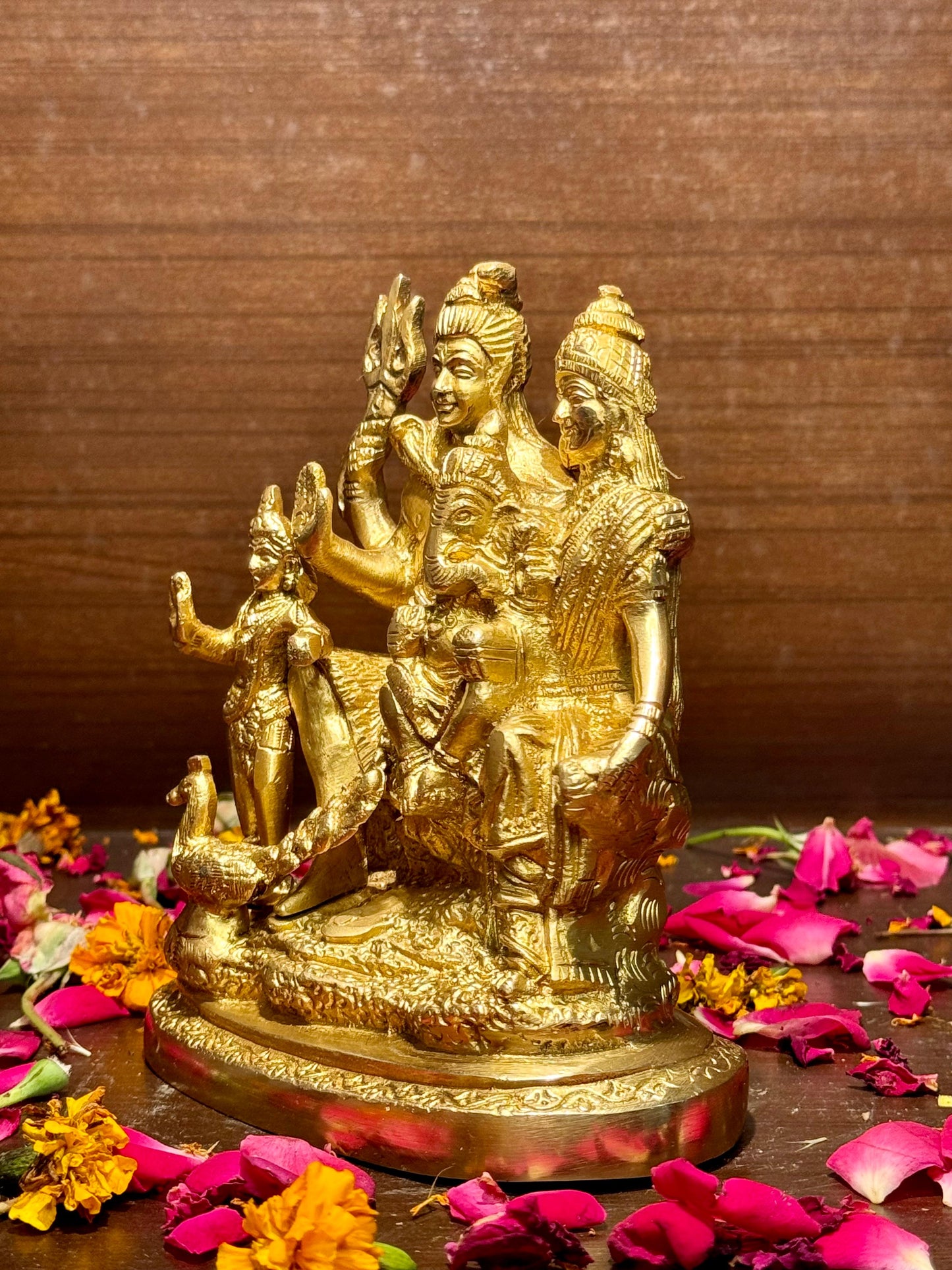 Brass Shiva Murti for Home and Decor Show Piece for Living Room Handmade Height 18 cm Weight 1.4 Kg