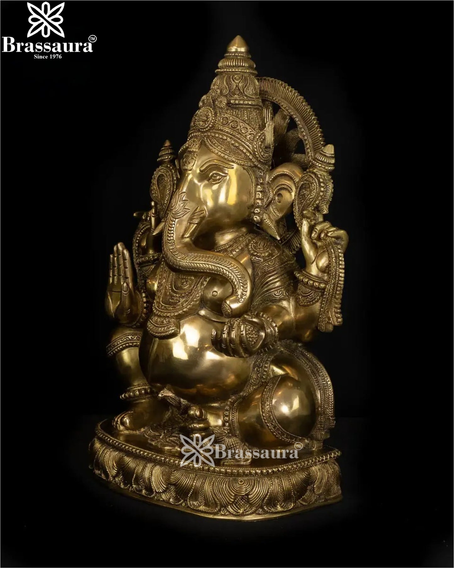 Brass Ganesha Statue Weight 21 Kg And Height 19.5 Inch