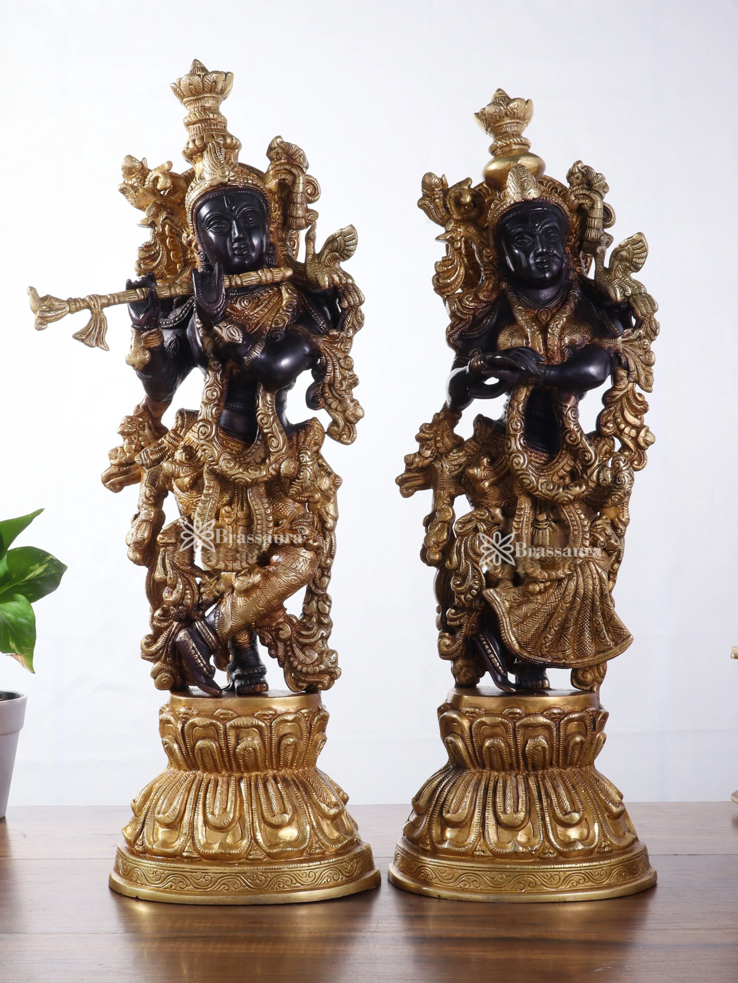 Brassaura™ Brass Radha-Krishna Murti – Height 21 Inches & Weight 16 Kgs | Temple & Pooja Décor