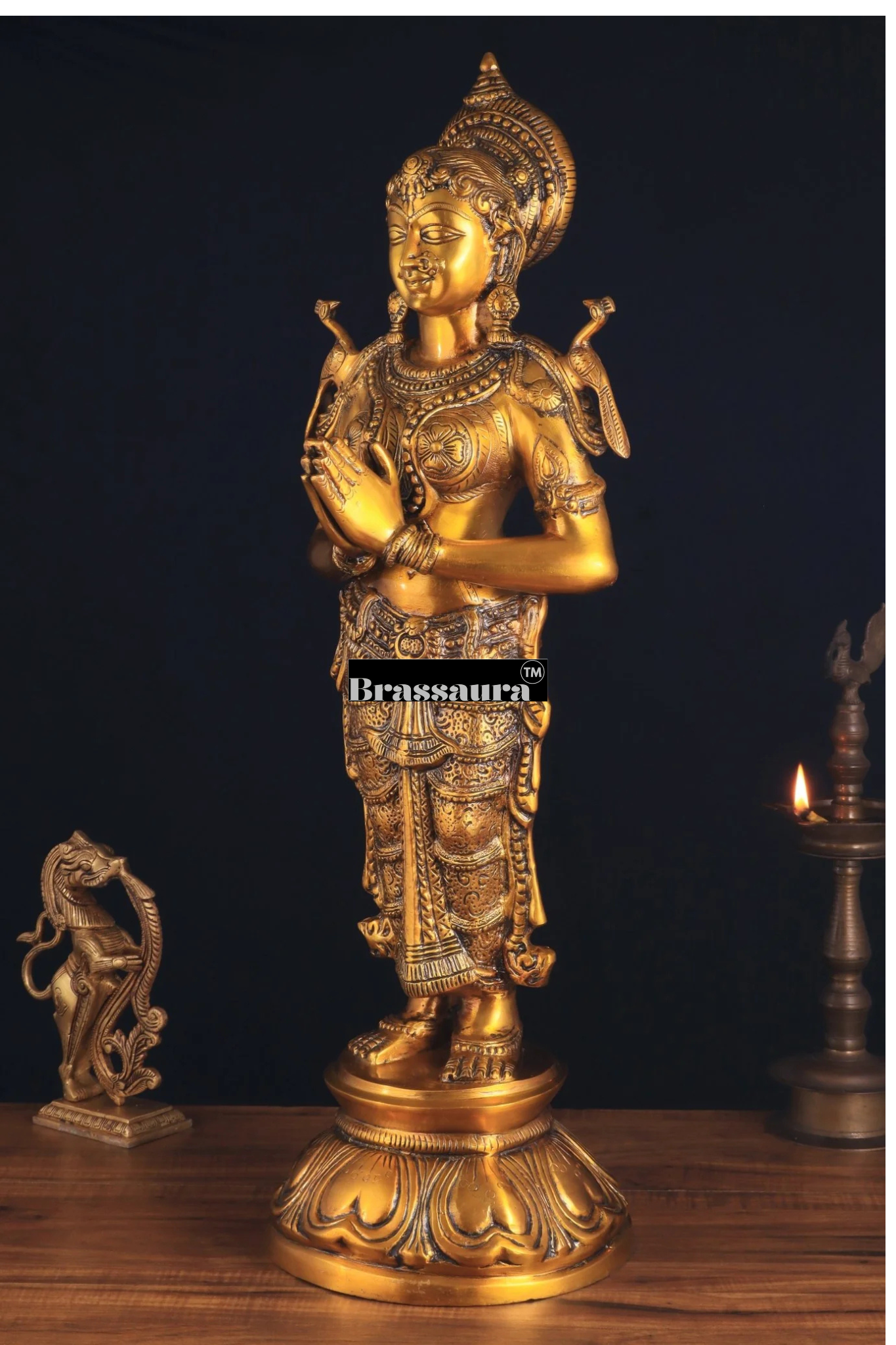 Brassaura™ Brass Welcome Namaste Lady Statue – Height 30.5 Inches & Weight 14.5 Kgs | Elegant Entrance & Home Décor