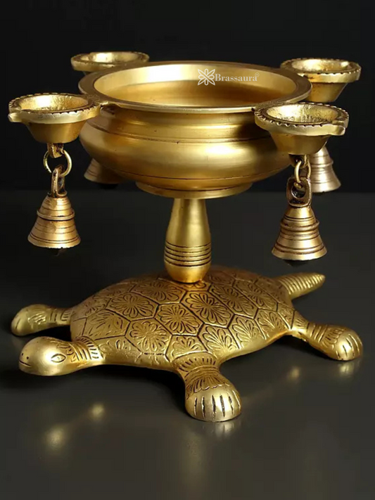 Brassaura™ Handcrafted Brass Urli Bowl – Height 7.5 Inches & Weight 3.65 Kgs | Traditional Home Décor