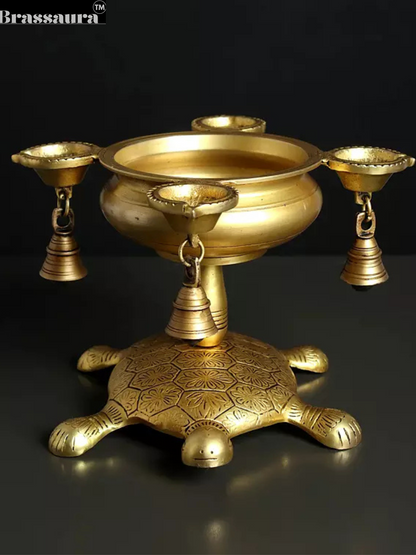 Brassaura™ Handcrafted Brass Urli Bowl – Height 7.5 Inches & Weight 3.65 Kgs | Traditional Home Décor