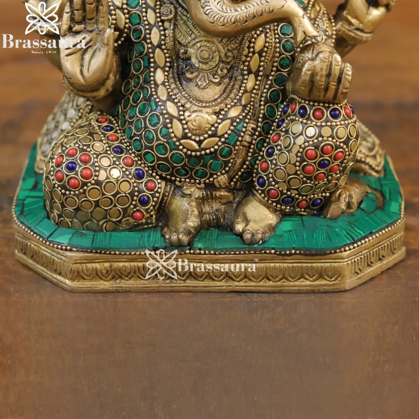 Brass Gem Stone Work Ganesha Weight 3.88 Kg & Height 7.5 Inch