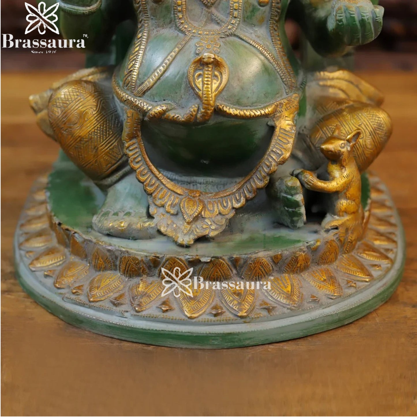 Brass Ring Ganesha Weight 14 Kg & Height 16 Inch