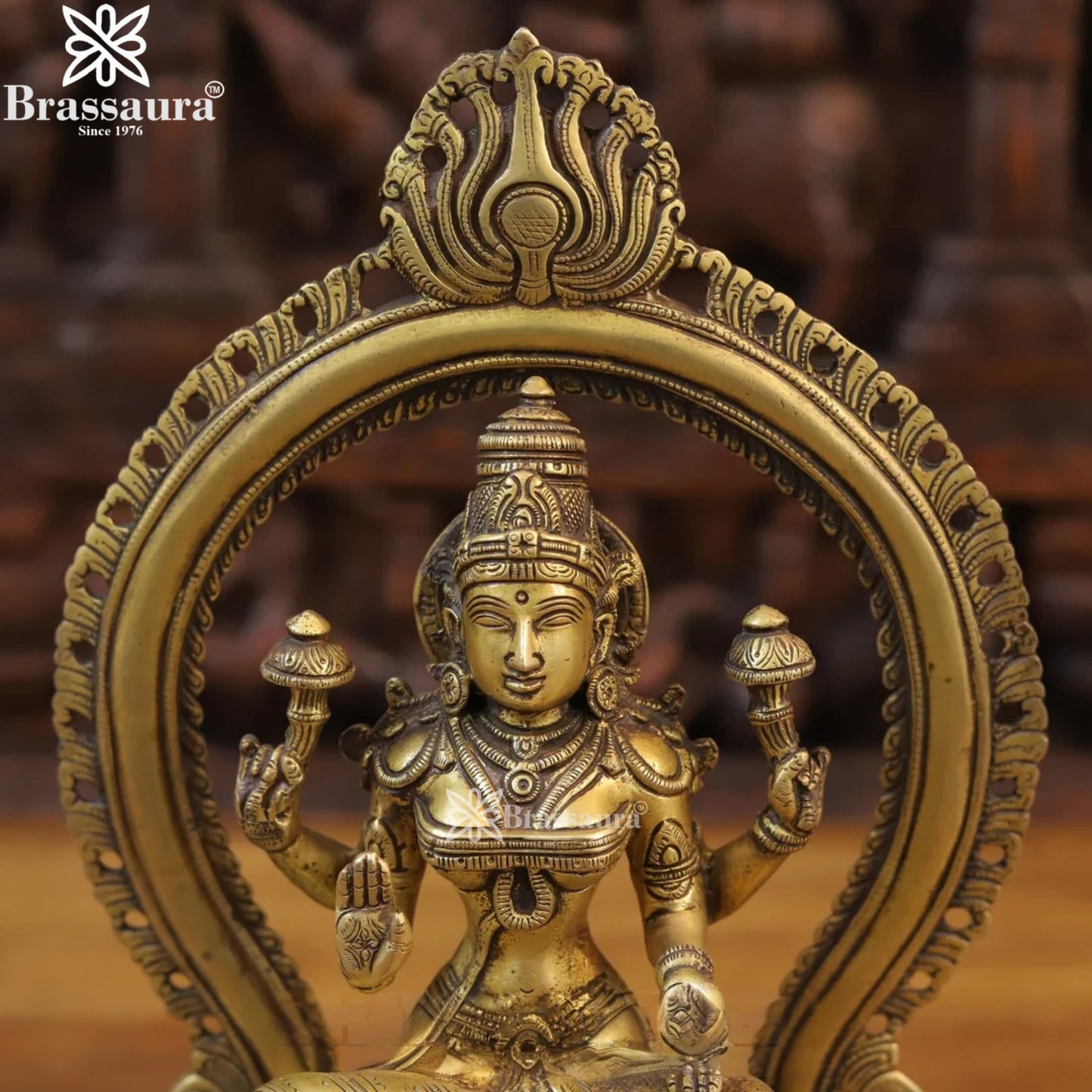 Brass Lakshmi Murti Weight 4.36 Kg And Height 13 Inch