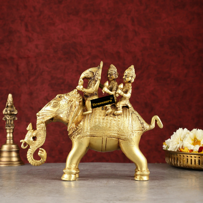 Brassaura™ Handcrafted Brass Ganesha with Riddhi Siddhi on Elephant – Height 7.5 Inches, Weight 2.7 Kgs