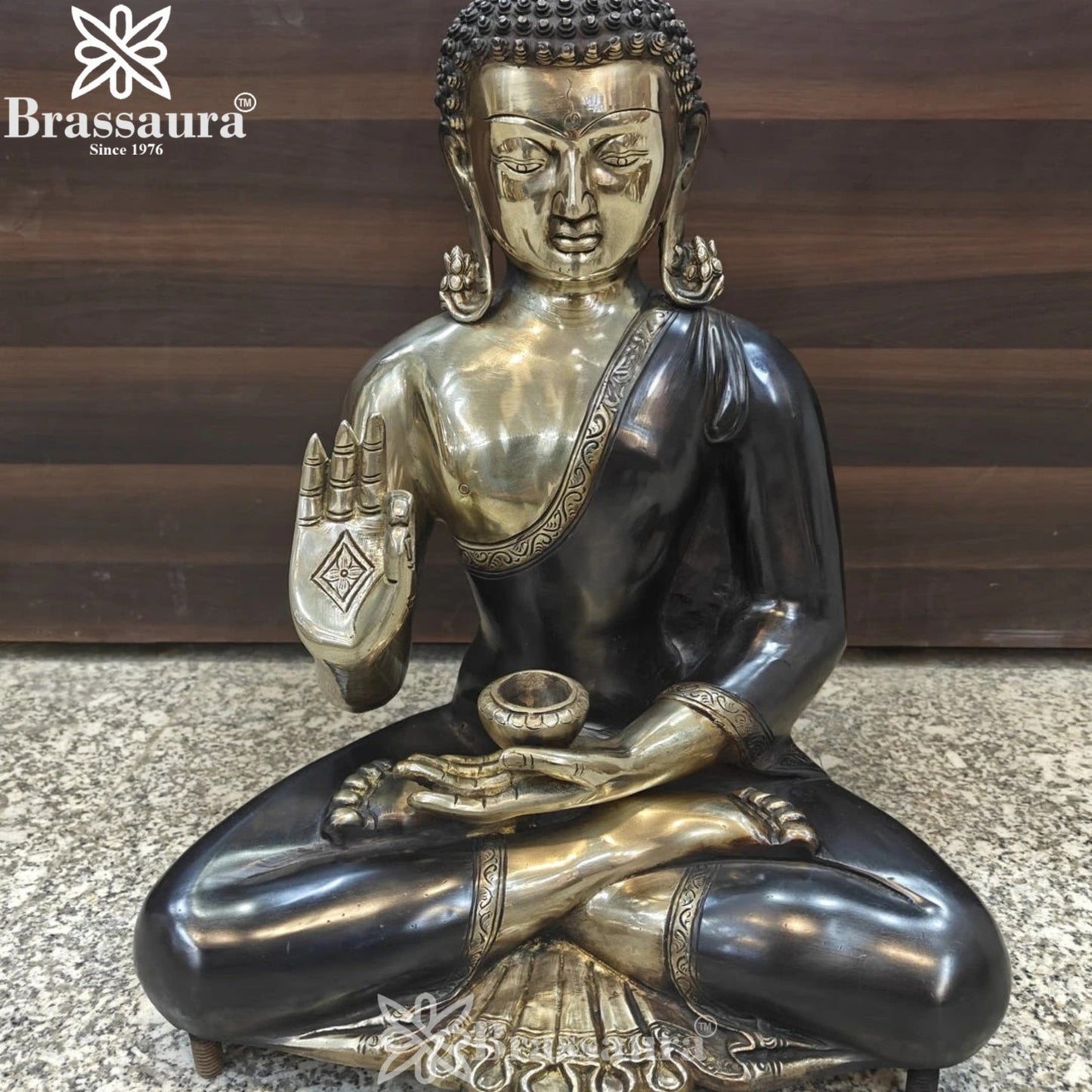 Brass Blessing Buddha Weight 17 kg & Height 20 Inch