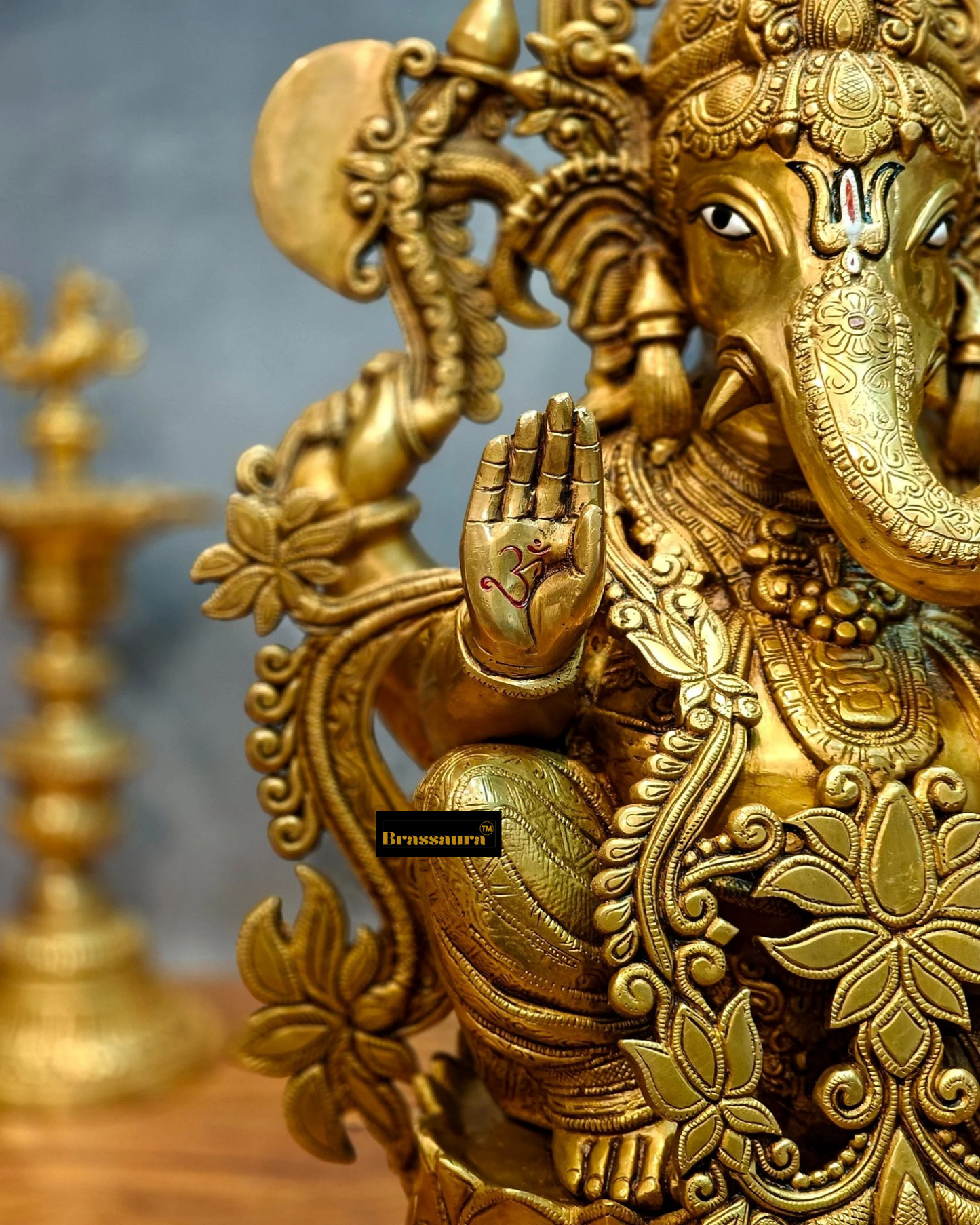 Brassaura™ Superfine Brass Lord Ganesha with Lotus – Height 23.5 Inches, Weight 32 Kgs | Majestic Temple Idol