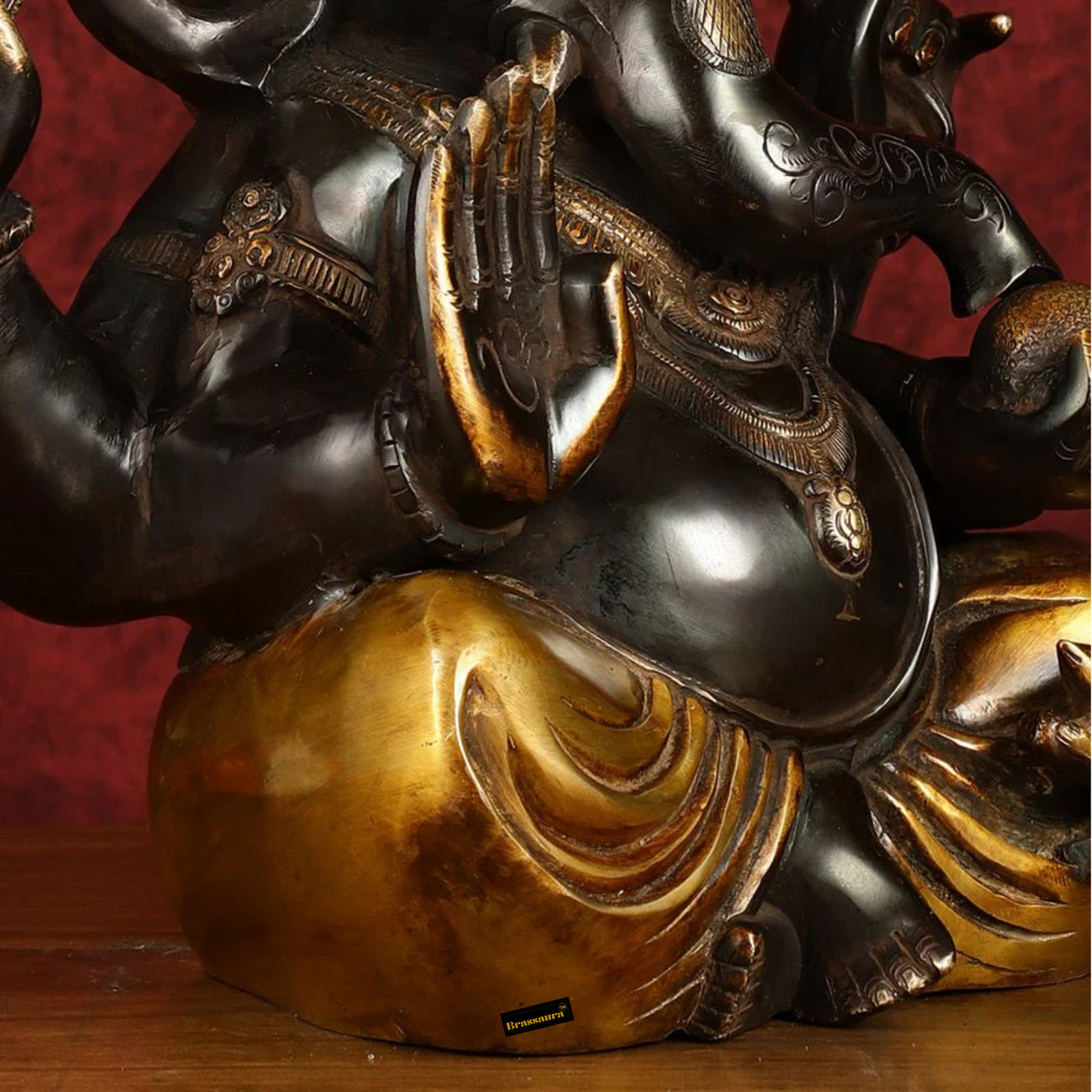 Brassaura™ Large Pure Brass Ganapati Statue – Black Finish | Height 15 Inches, Weight 13.5 Kgs