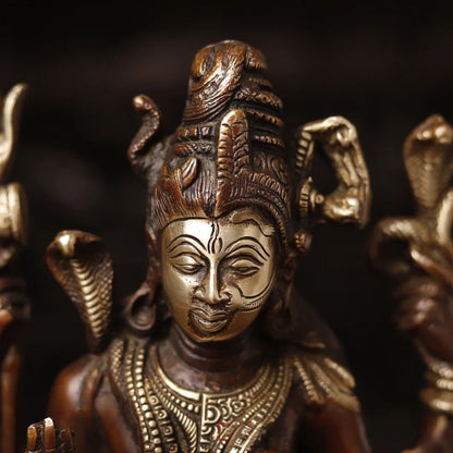 Brass Aardhnareshwar Statue Weight 9.67 Kg And Height 17.5 Inch