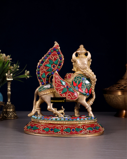 Brassaura™ Brass Kamdhenu Cow with Calf – Meenakari Stonework | 7 Inches Height | 1.59 Kgs Weight | Symbol of Nurturing & Prosperity