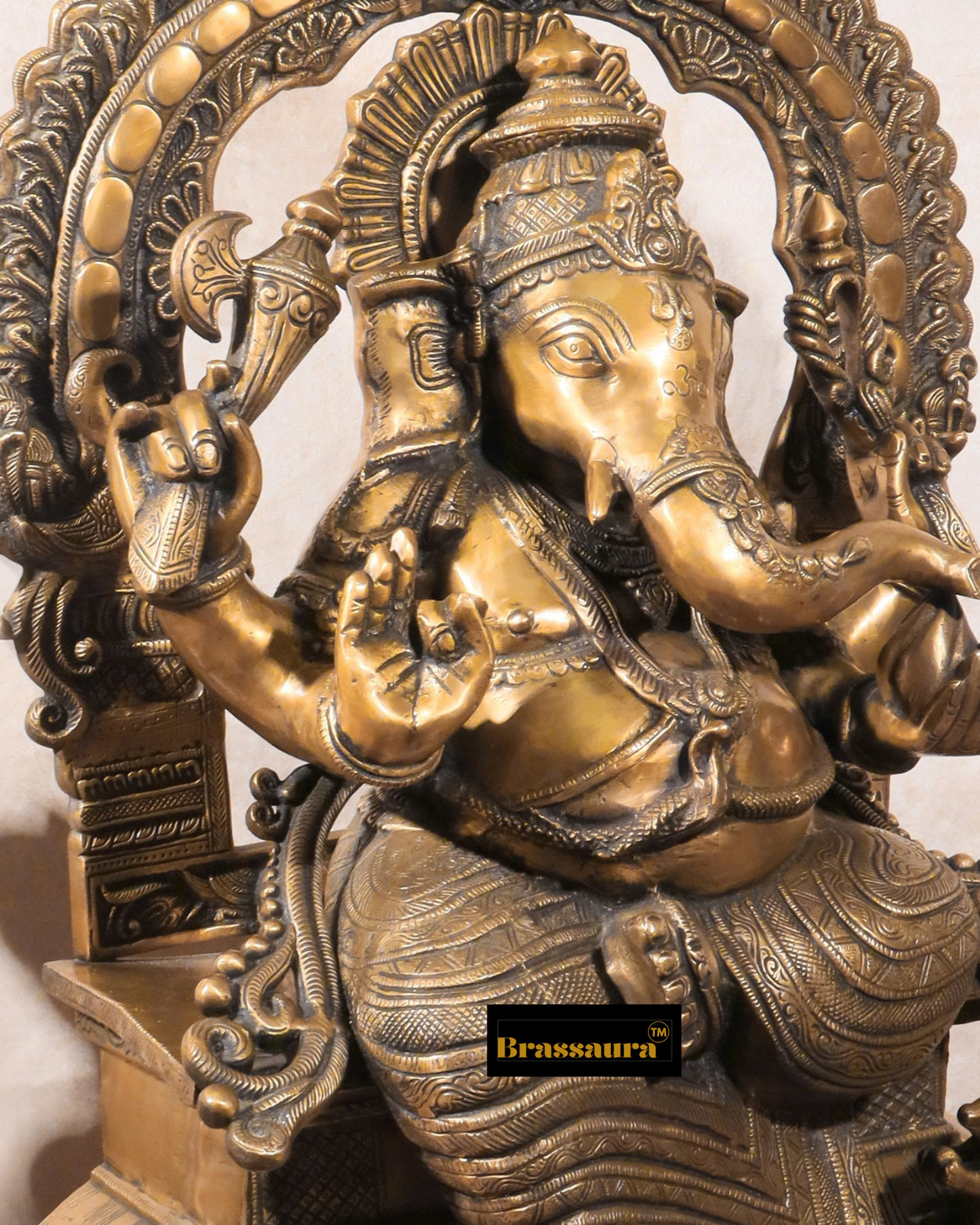 Brassaura™ Unique Brass Lord Ganesha Statue – 11.5" Height, 6.16 kg – Handcrafted Divine Elegance