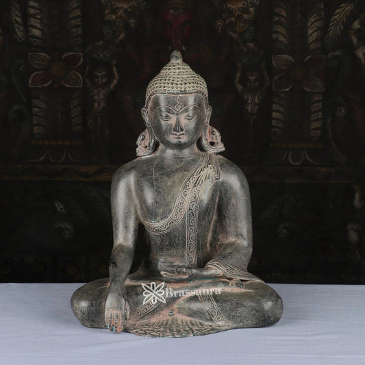 Brass Bhumisprasa Buddha Weight 5.8 kg & Height 12 Inch