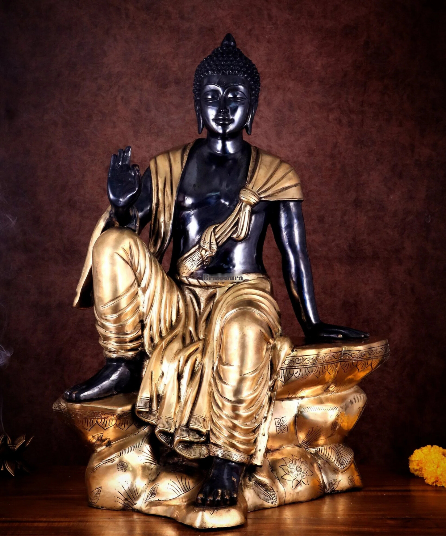 Brassaura™ Large Pure Brass Sitting Buddha Statue – Height 30 Inches, Weight 45 Kgs