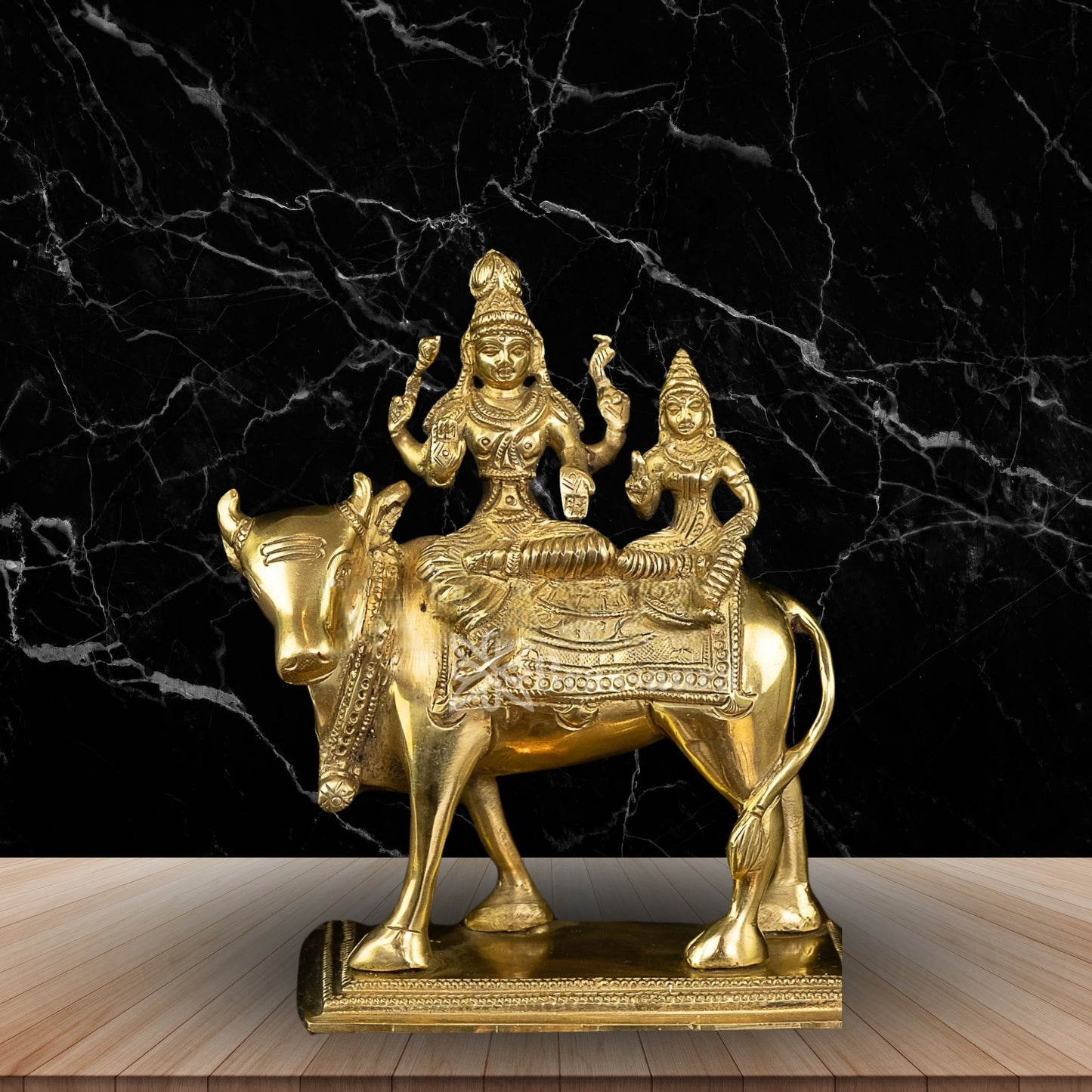 Brass Lord Shiv Parvati & Nandi Statue Weight 1.8 Kg And Height 6 Inch