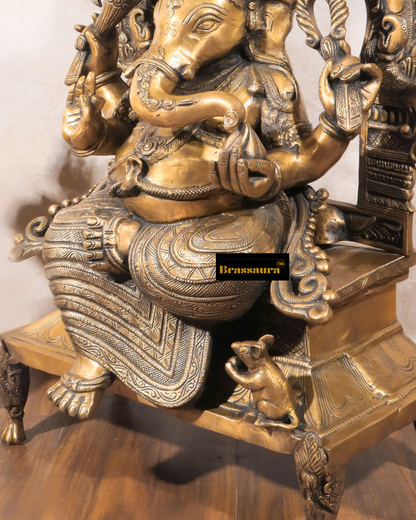 Brassaura™ Unique Brass Lord Ganesha Statue – 11.5" Height, 6.16 kg – Handcrafted Divine Elegance