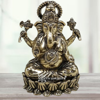 Brass Super fine Ganesha Statue Weight .046 Kg And Height 2 Inch