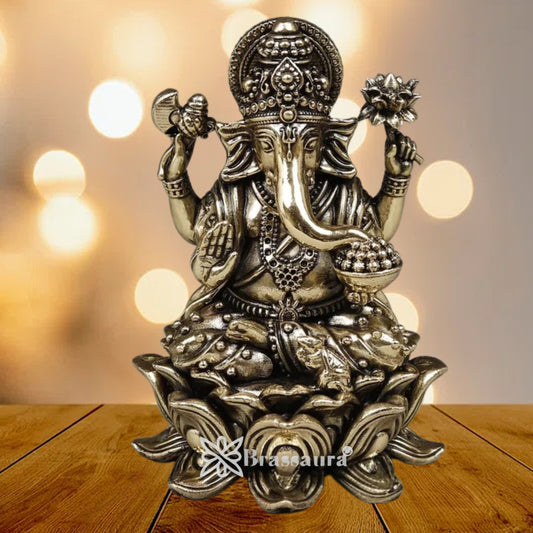 Brass Super fine Ganesha Statue Weight .278 Kg And Height 4 Inch