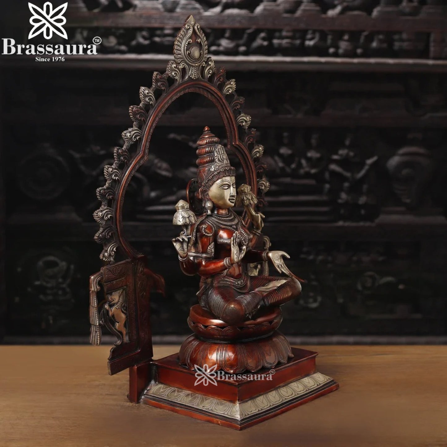 Brass Lakshmi Murti Weight 31.37 Kg And Height 32.5 Inch