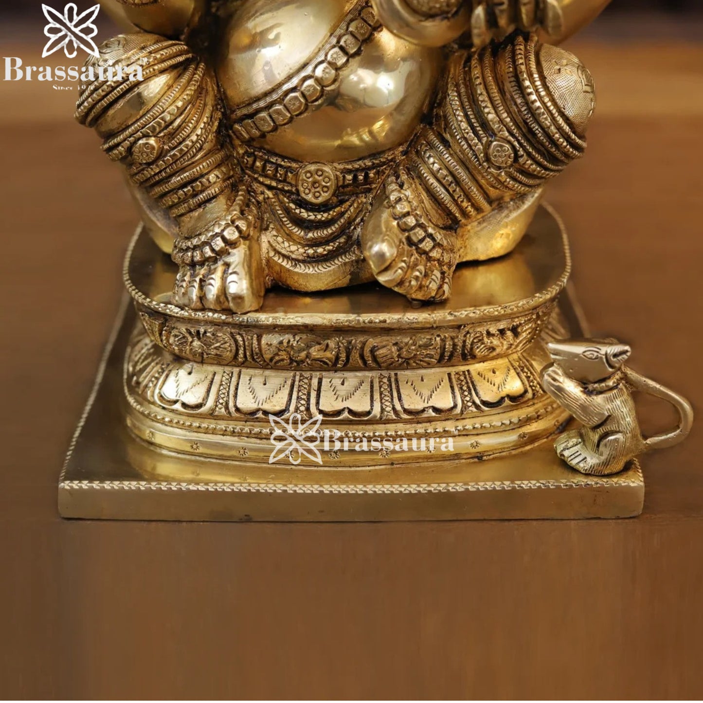Brass Ganesha Weight 6.62 Kg & Height 12.5 Inch