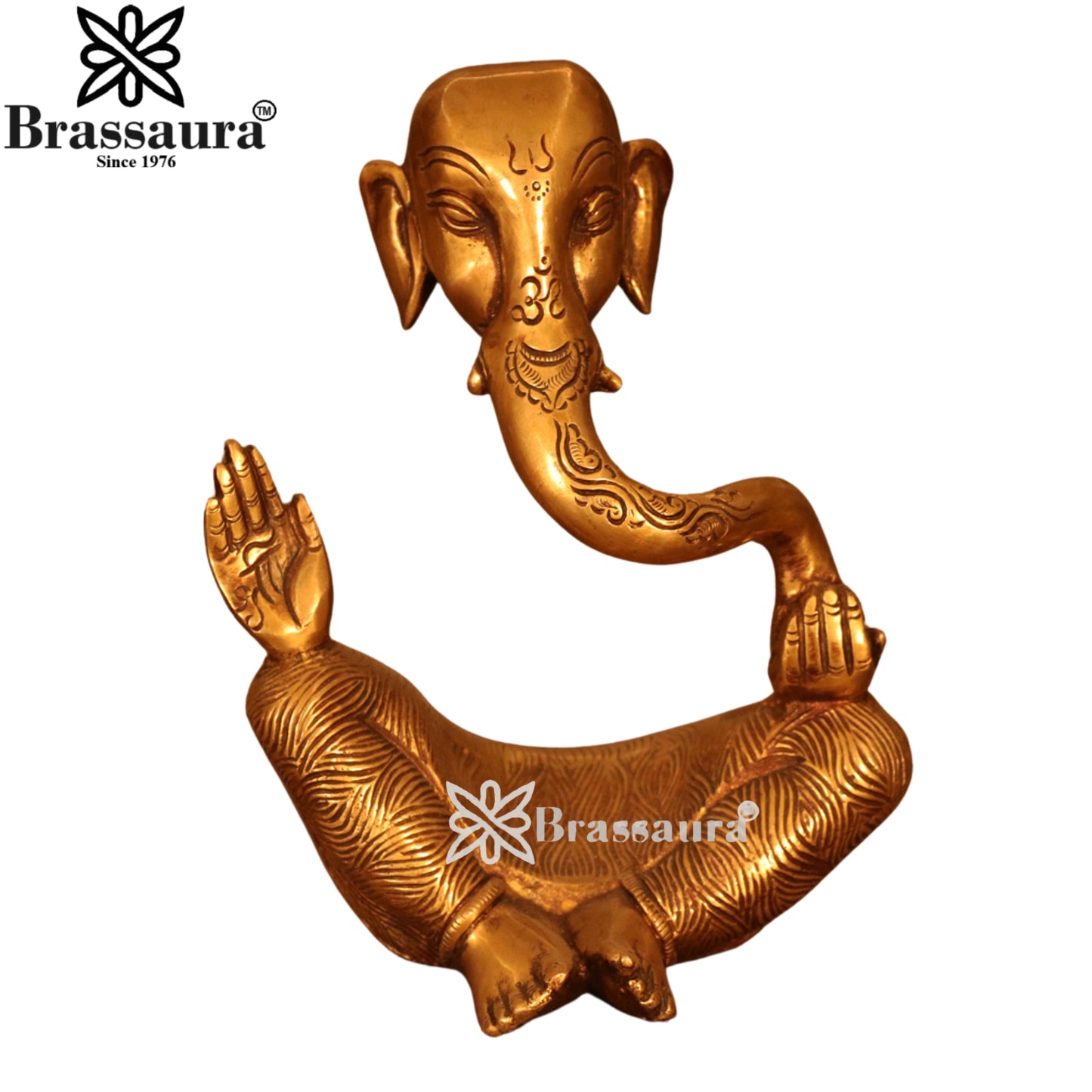 Brass Modern Ganesha Statue Weight 2.2 Kg And Height 8.2 Inch