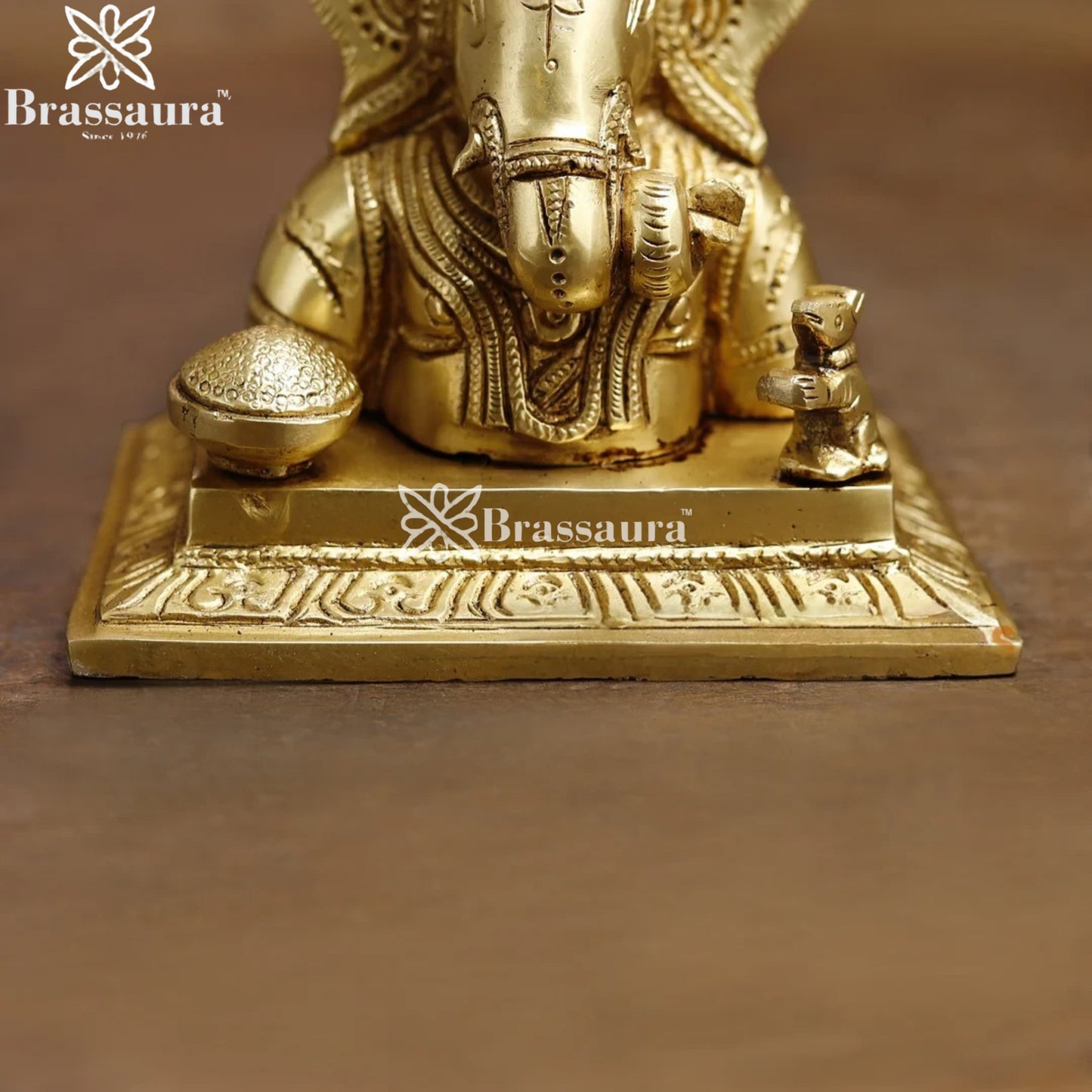 Brass Ganesha Brust Weight 2.3 Kg & Height 5.5 Inch