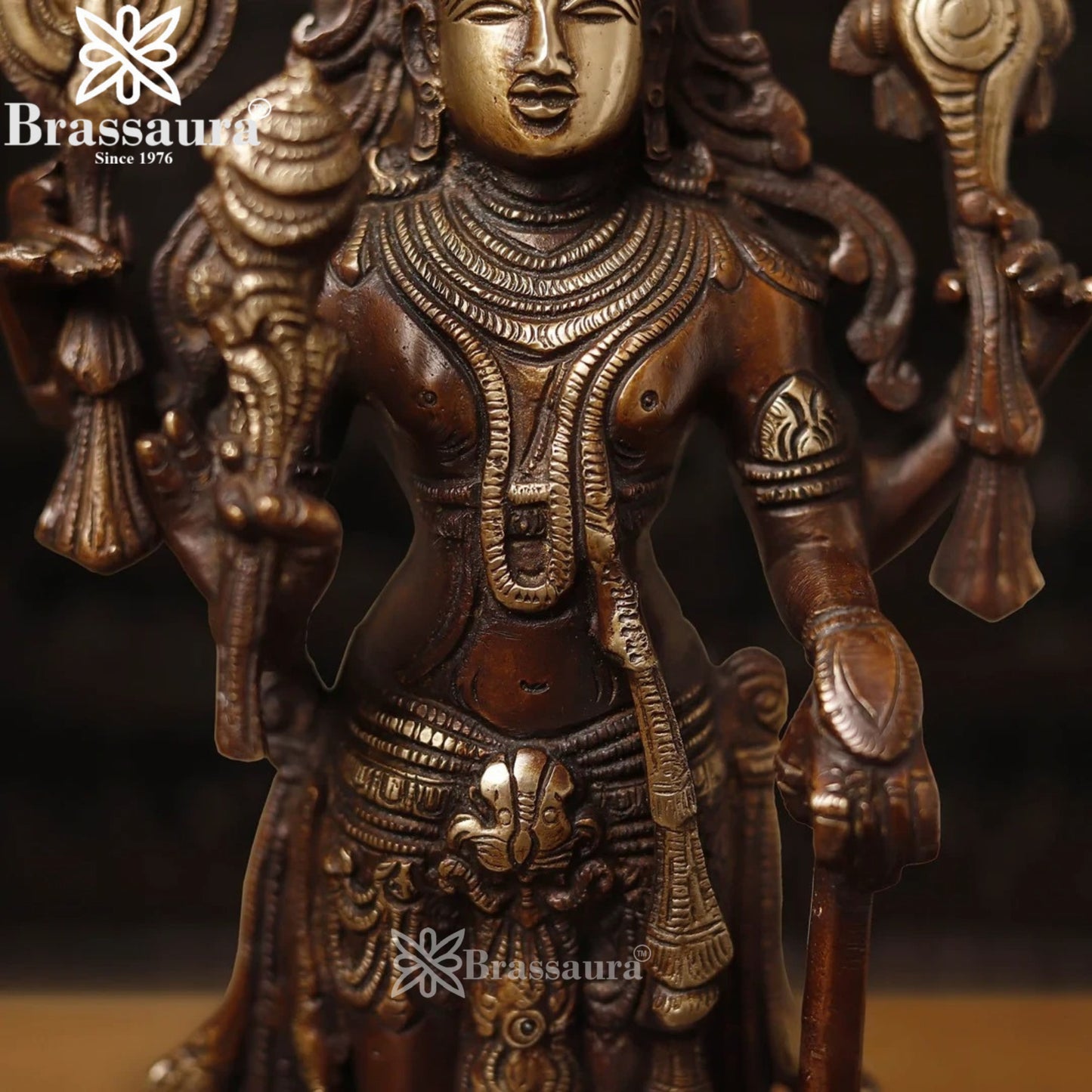 Brass Vishnu Statue Weight 3.38 Kg And Height 12.5 Inch