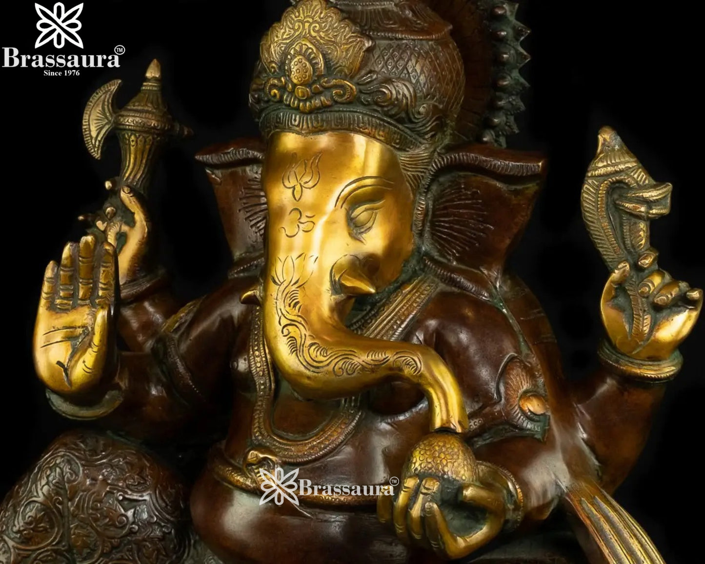 Brass Ganesha Statue Weight 15 Kg And Height 16 Inch