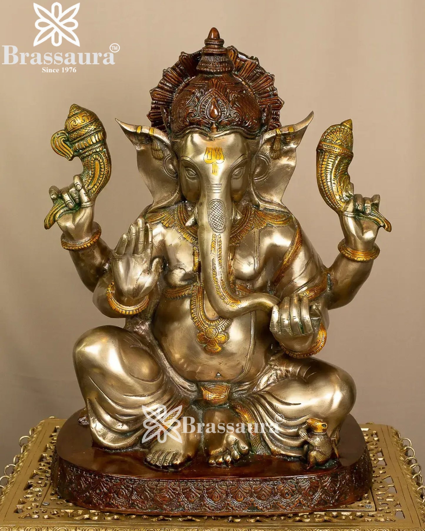 Brass Ganesha Statue Weight 24.5 Kg And Height 20.5 Inch