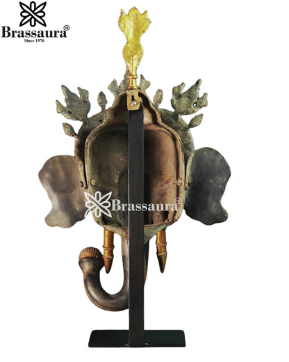 Brass Ganesha Statue Weight 6.1 Kg And Height 21.5 Inch