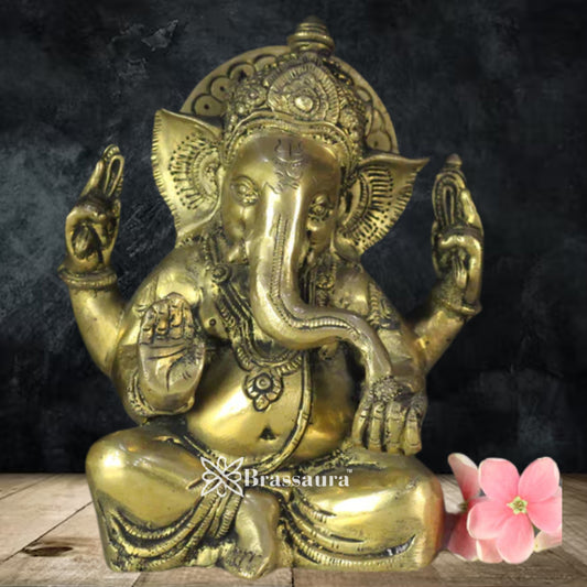 Brass Ganesha Statue Weight 2 Kg And Height 7 Inch