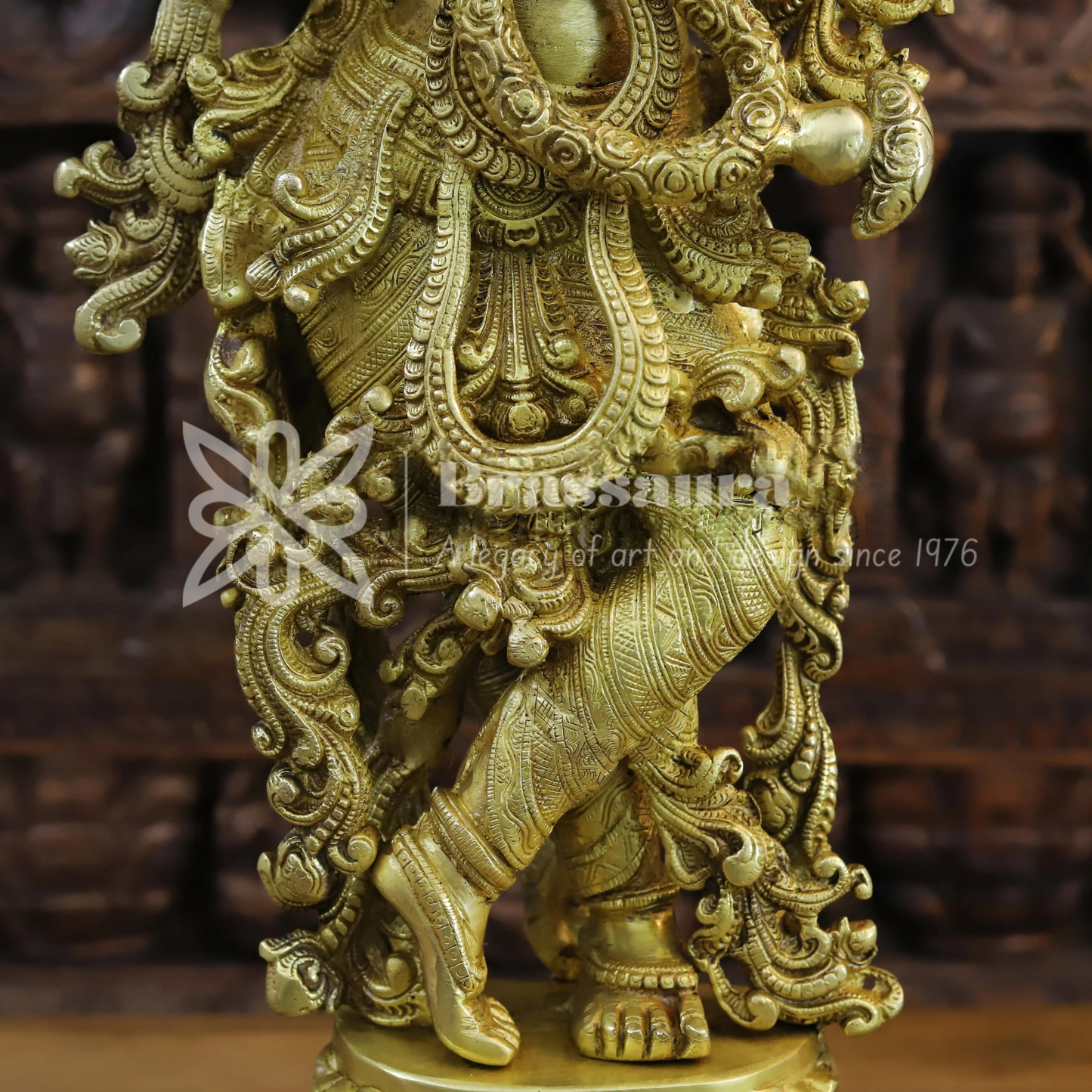 Brass Royal Gold Radha Krishna Murti Weight 30.94 Kg And Height 30 Inch