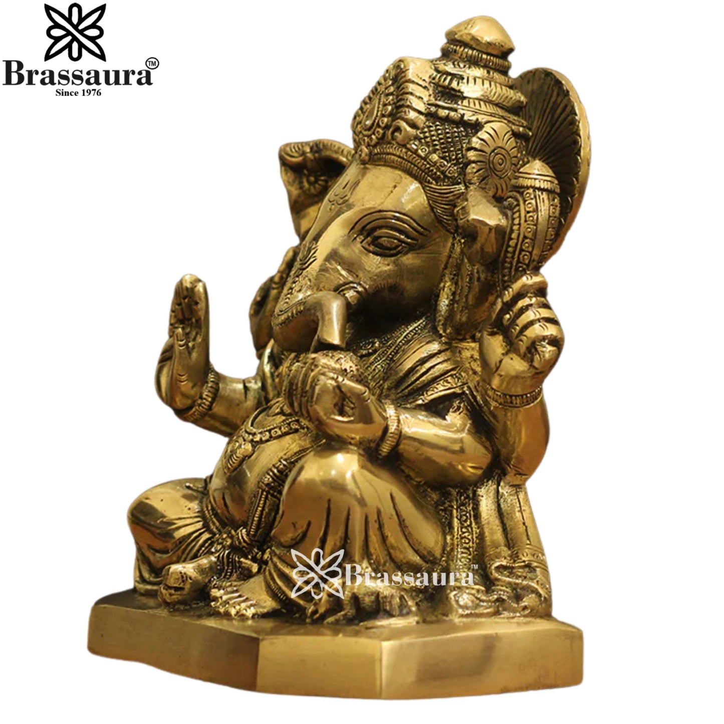 Brass Ganesha Statue Weight 3.8 Kg And Height 8 Inch