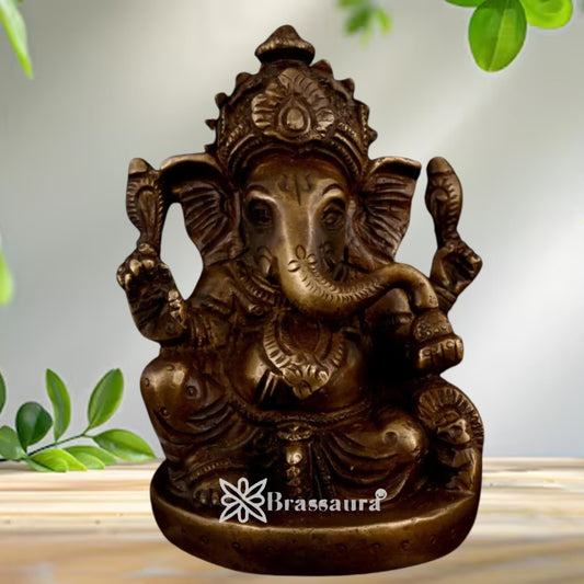 Brass Ganesha Statue Weight .55 Kg And Height 3.3 Inch