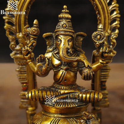 Brass Superfine Ring Ganesha Weight 2.7 Kg & Height 9.5 Inch