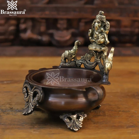 Brassaura™ Brass Ganesha Urli Statue – Height 7.5 Inches & Weight 1.48 Kgs | Temple & Home Accent