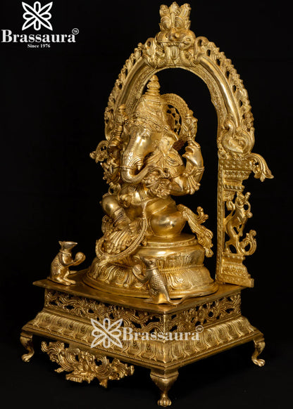 Brass Ring Ganesha Statue Weight 30 Kg And Height 28 Inch