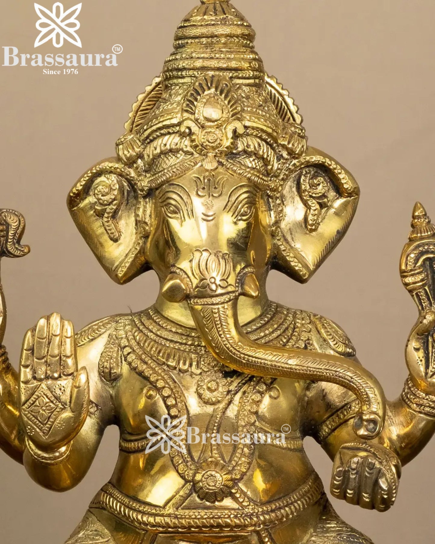 Brass Ganesha Statue Weight 5.4 Kg And Height 12 Inch