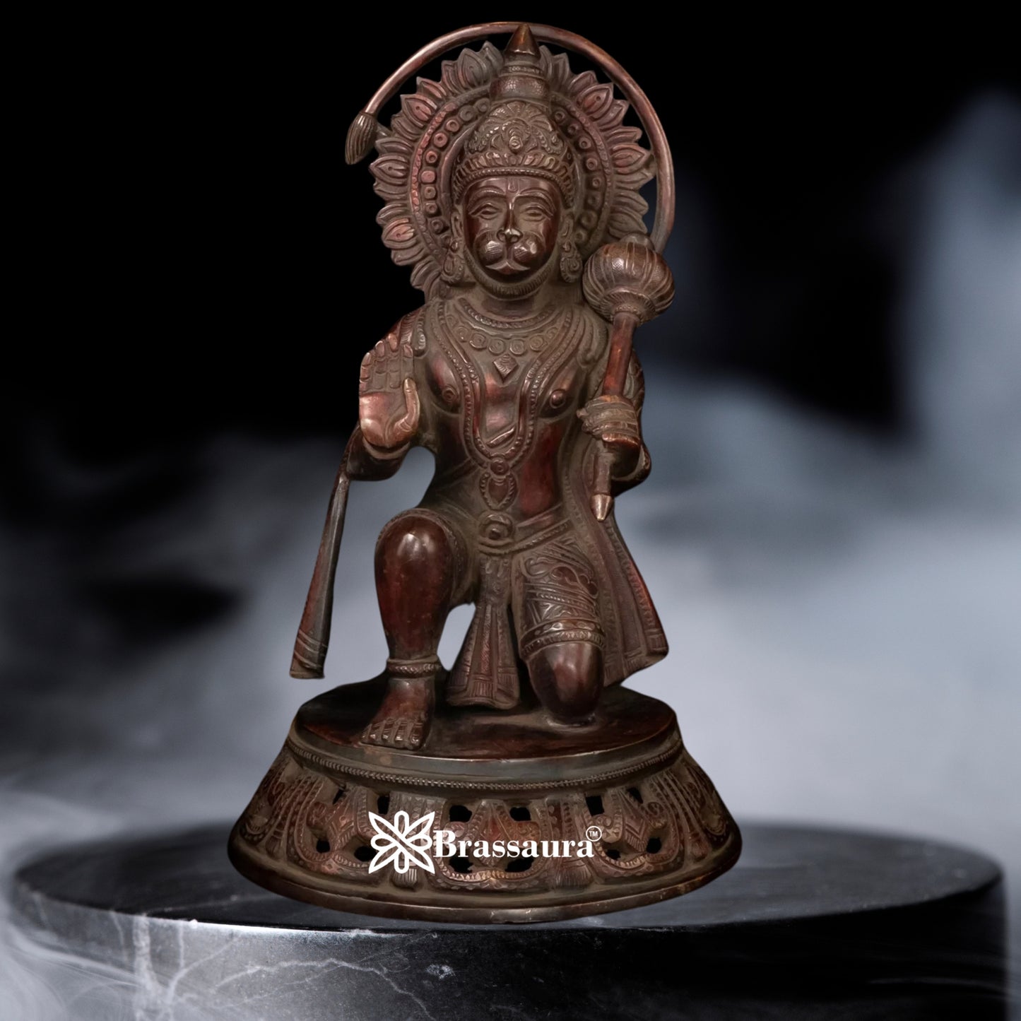Brass Hanuman Statue Weight 5 Kg And Height 11 Inch