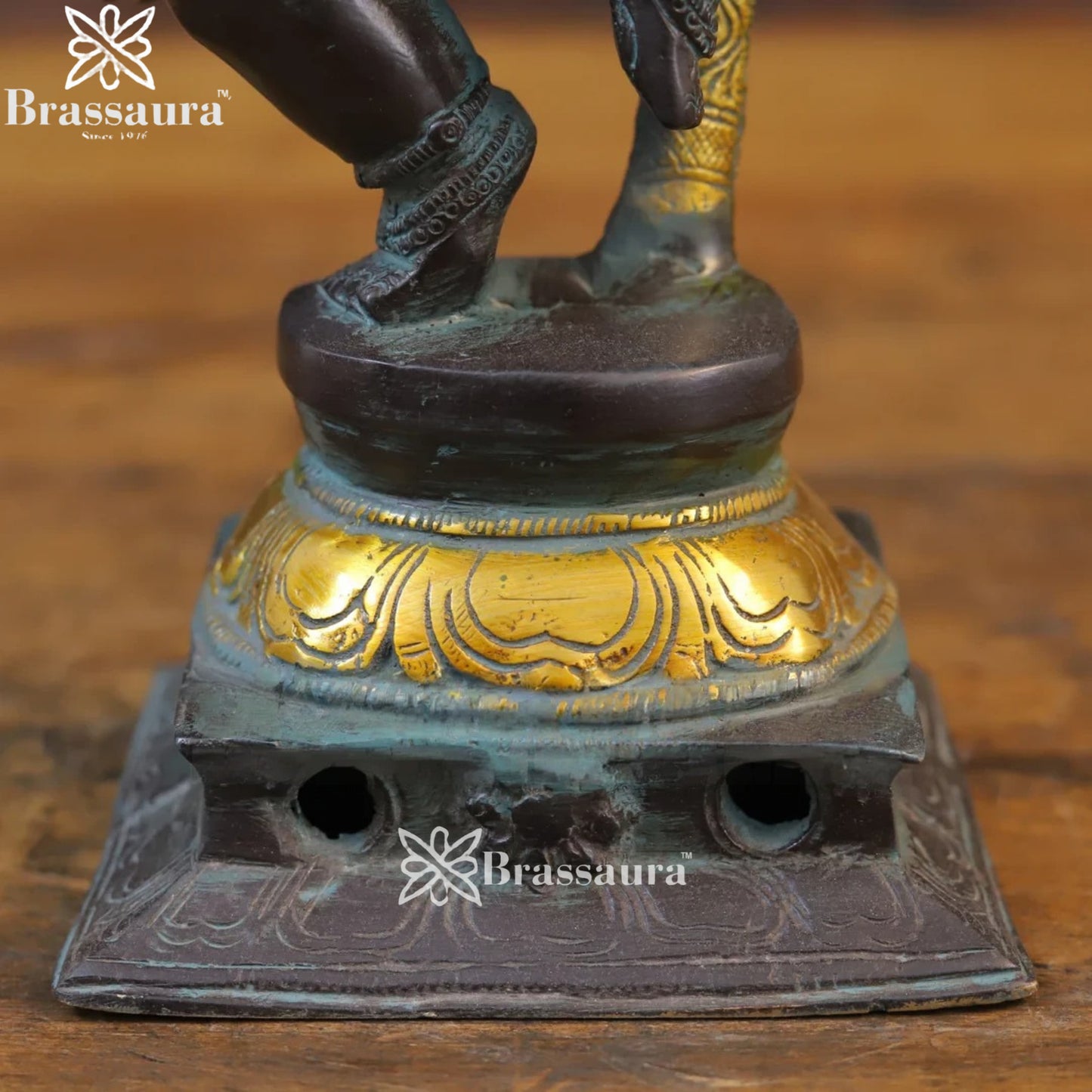Brass Dancing Ganesha Weight 3.64 Kg & Height 11 Inch