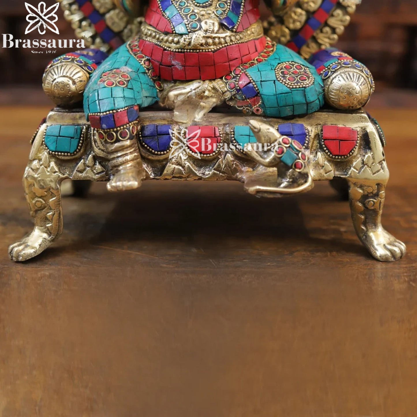 Brass Gem Stone Work Ring Ganesha Weight 9 Kg & Height 18 Inch