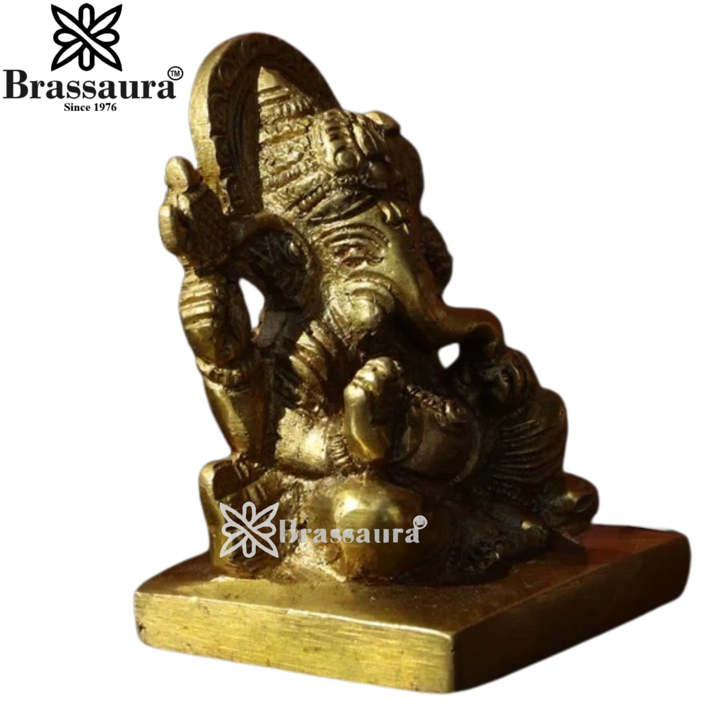 Brass Ganesha Statue Weight .43 Kg And Height 3 Inch